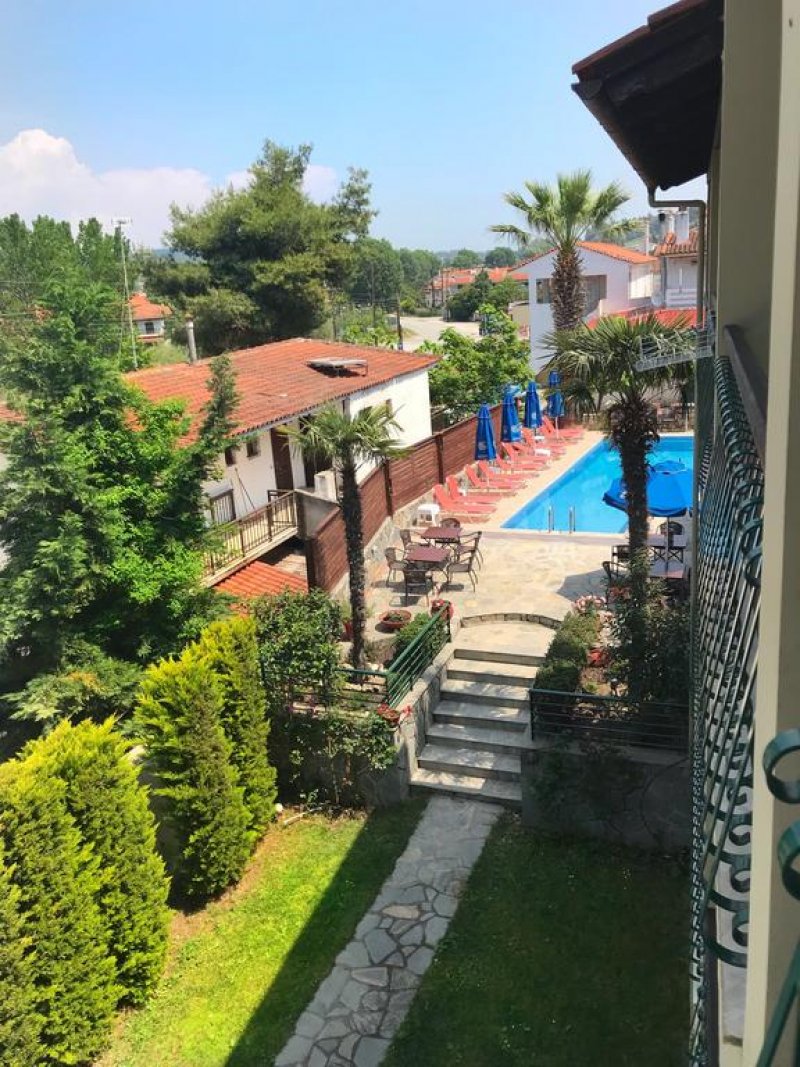 Samel Hotel - Снимка 2