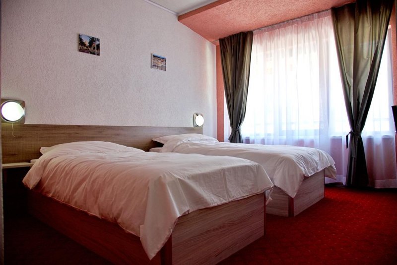 Хотел NAYS - Снимка 7