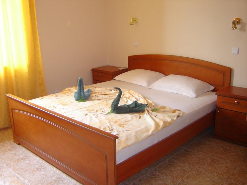 Семеен Хотел Крис - Снимка 8