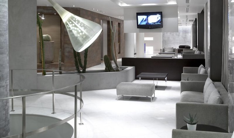 Hotel Olympia - Снимка 1