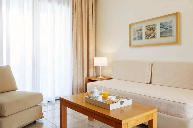 Renaissance Hanioti Resort - Снимка 2