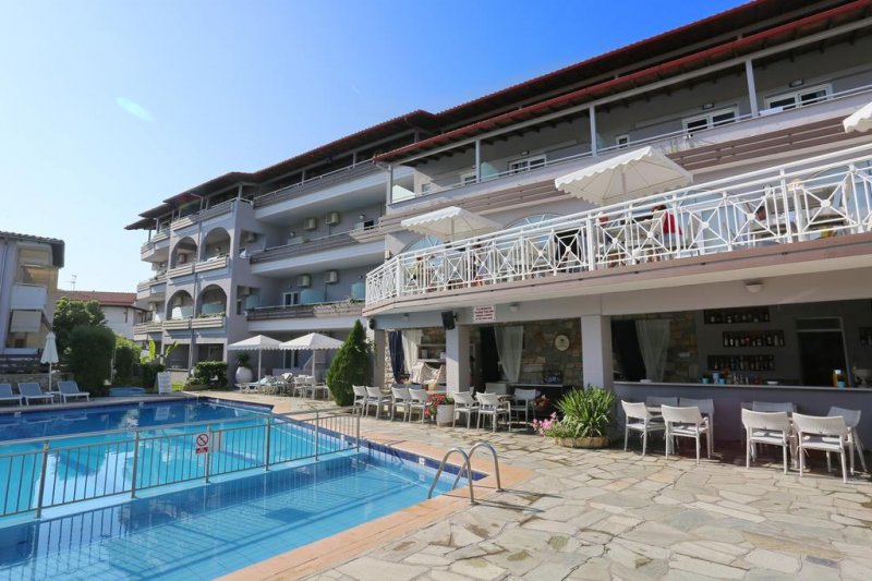 Tropical Hotel - Снимка 3