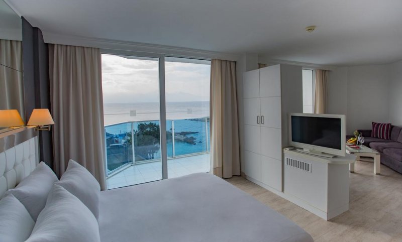 Le Bleu Hotel & Resort Kusadasi - All Inclusive - Снимка 9