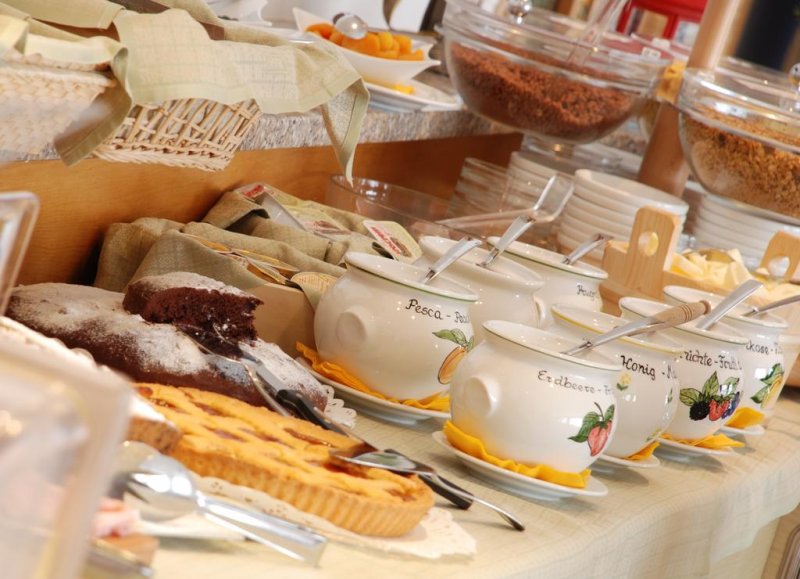 Hotel Adamello - Снимка 1