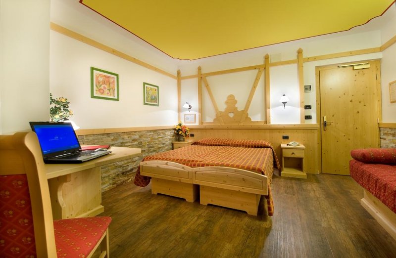 Hotel Adamello - Снимка 11