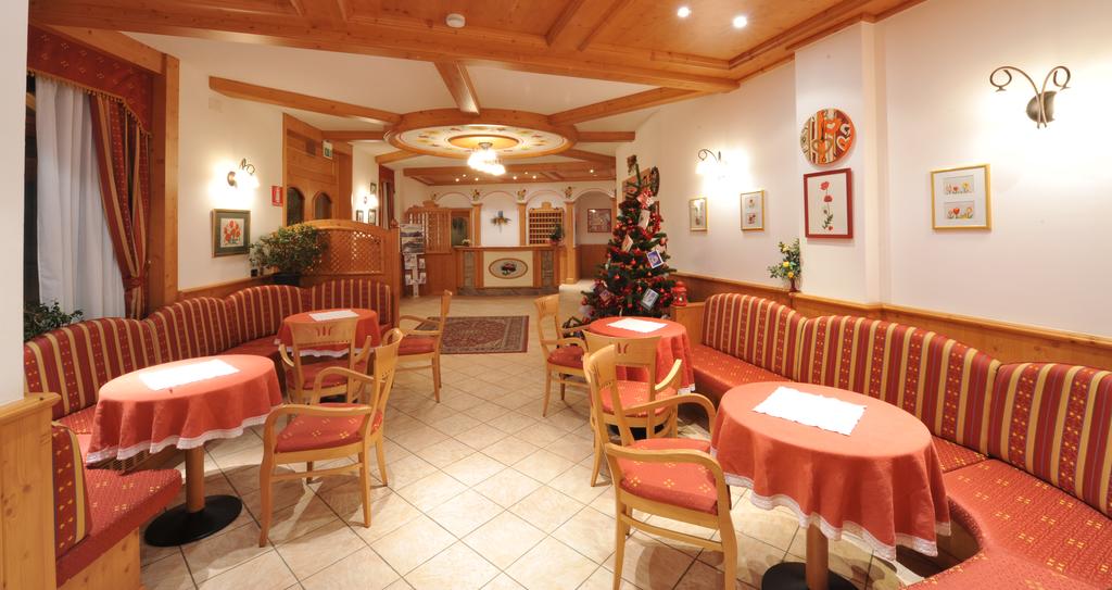 Ски в Пасо Тонале, Италиански Алпи! 7 нощувки със закуски и вечери в хотел Adamello 3* през Януари и Март! - Снимка 14