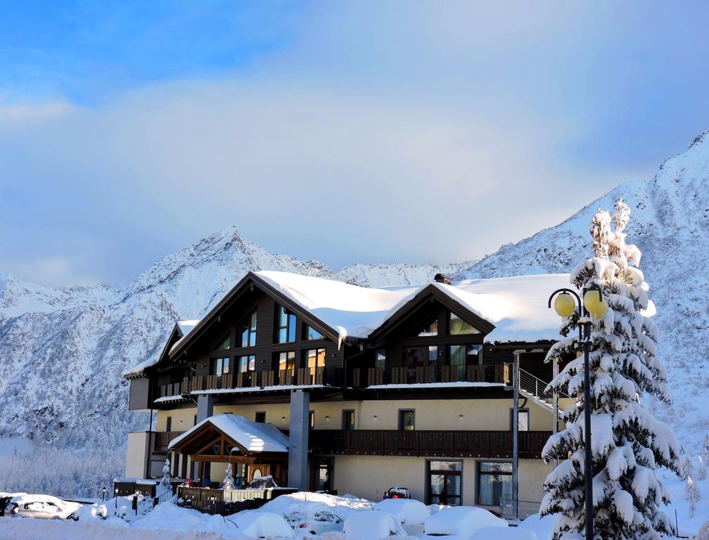 Ски в Пасо Тонале, Италиански Алпи! 7 нощувки със закуски и вечери в хотел Adamello 3* през Януари и Март! - Снимка 21