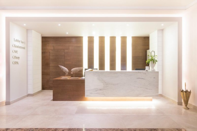 King Maron Wellness Beach Hotel - Снимка 8