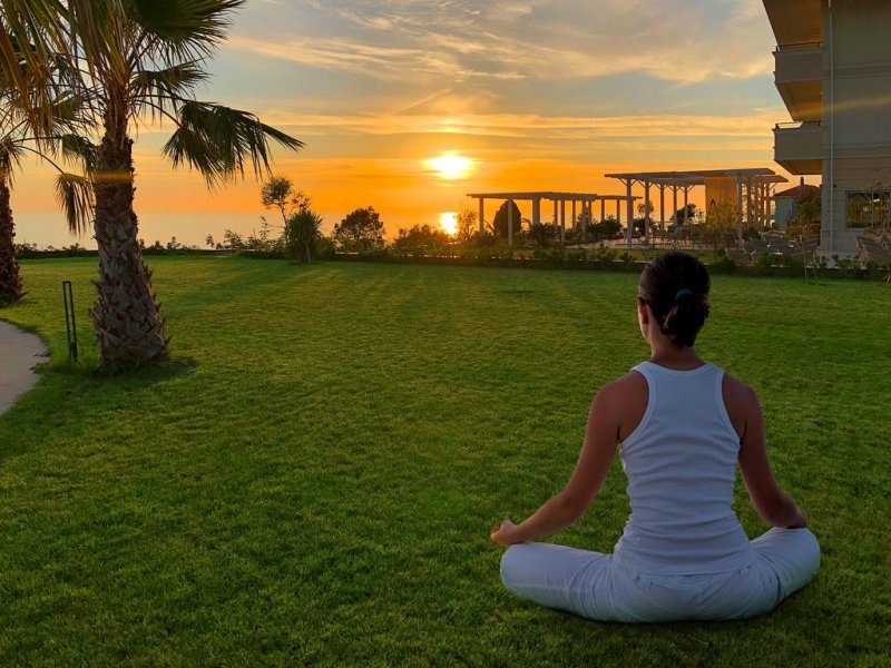 King Maron Wellness Beach Hotel - Снимка 0