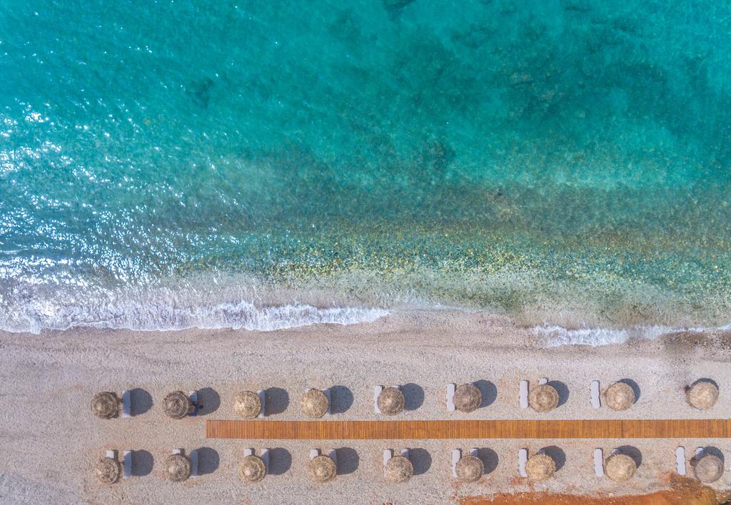 Ранни резервации: 5 нощувки със закуски в King Maron Wellness Beach Hotel 4*, Марония, Гърция през Май и Юни! - Снимка 24