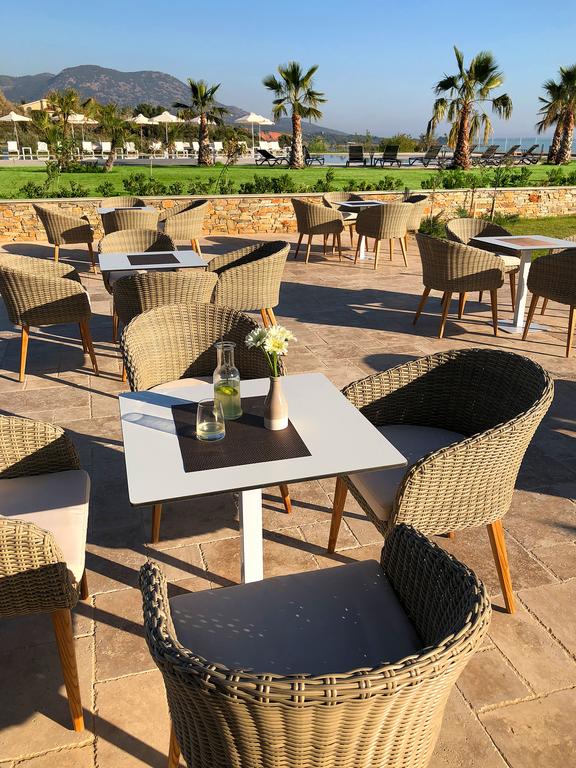Ранни резервации: 5 нощувки със закуски в King Maron Wellness Beach Hotel 4*, Марония, Гърция през Май и Юни! - Снимка 18