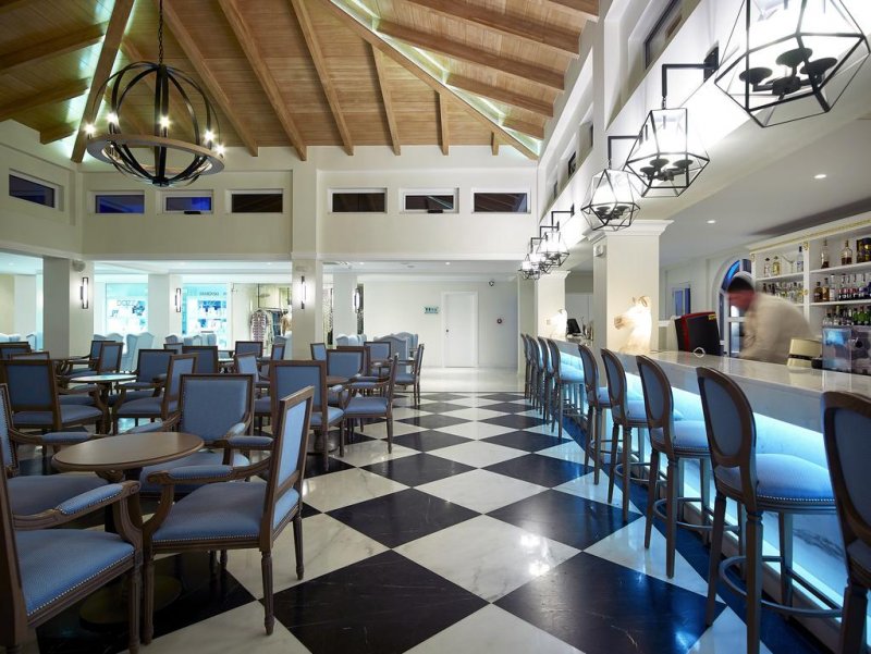 Anemos Luxury Grand Resort - Снимка 7