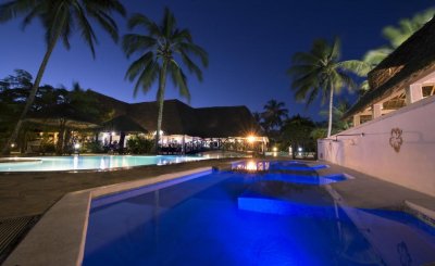 Uroa Bay Resort - Снимка 2