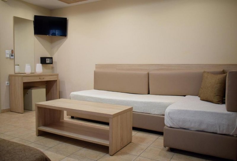 Filippion Hotel - Снимка 2