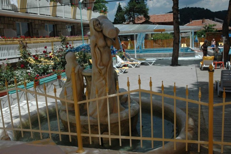 Балнеохотел Аура - Снимка 1