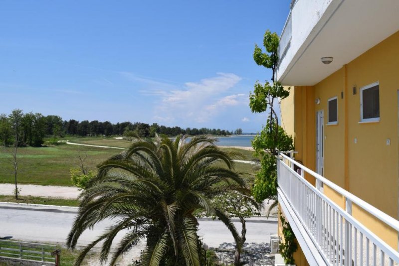 Karagiannis - Снимка 3