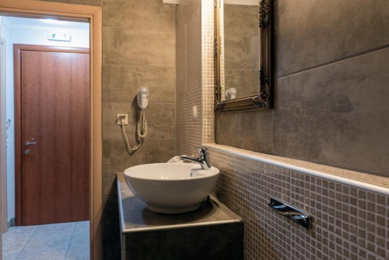 Electra Apartments - Снимка 5