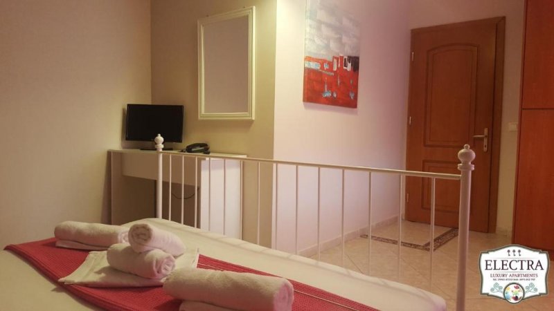 Electra Apartments - Снимка 9