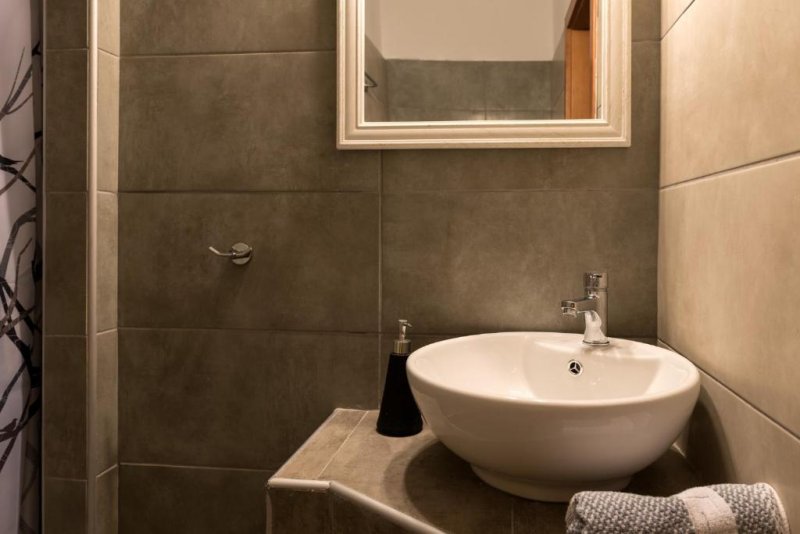 Electra Apartments - Снимка 2