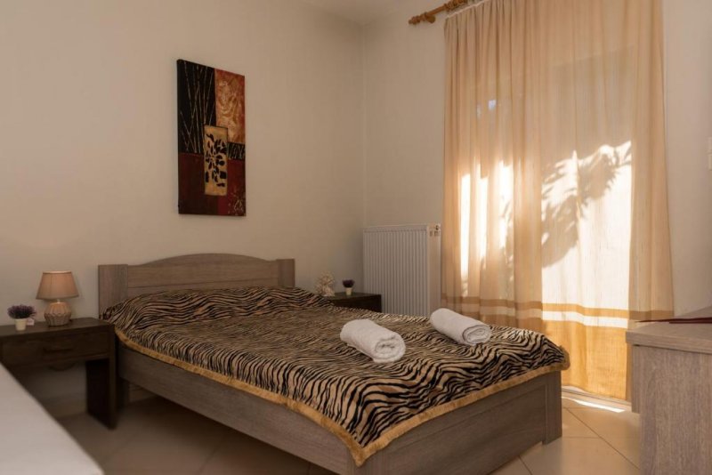 Tzamtzis Apartments - Снимка 0