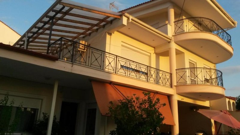 Tzamtzis Apartments - Снимка 2