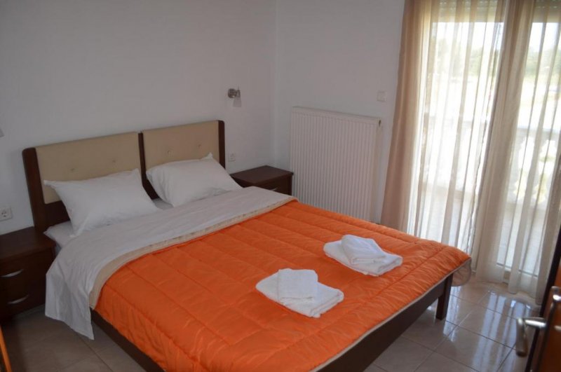 Irini Apartments - Снимка 8