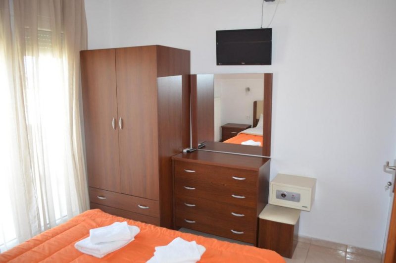 Irini Apartments - Снимка 5