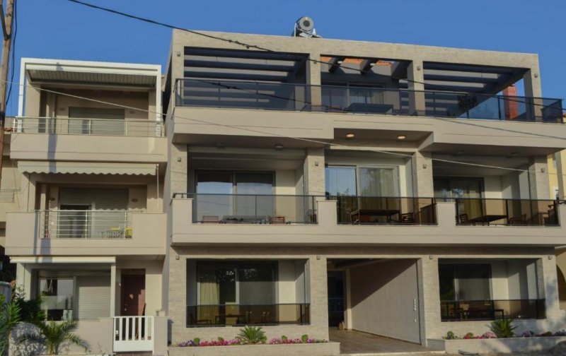 Sunshine Apartment - Снимка 2