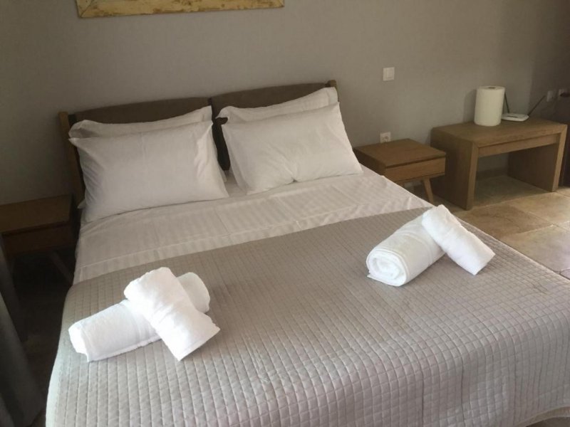 Sunshine Apartment - Снимка 9