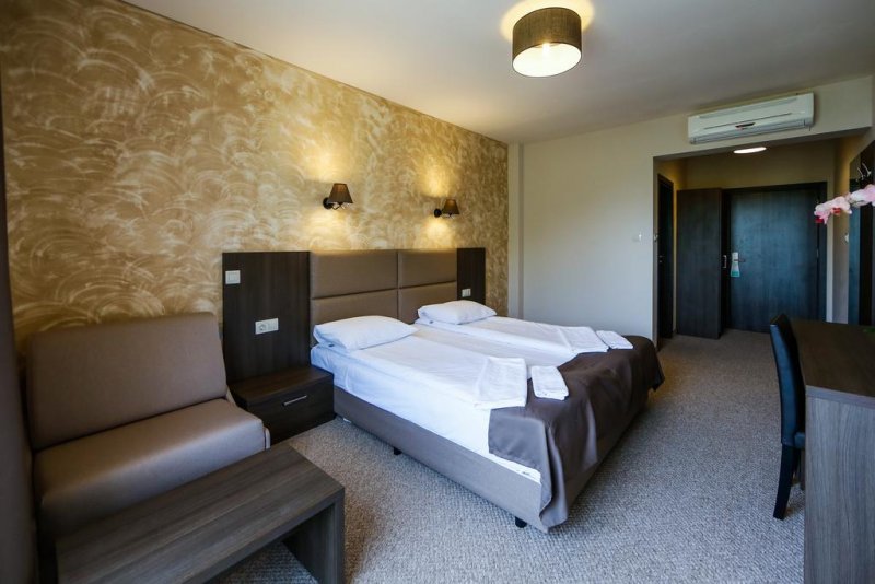 Хотел Огняново СПА - Снимка 1