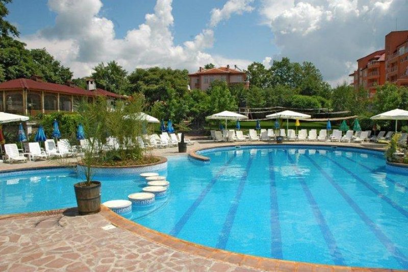 Семеен хотел Албена - Снимка 1