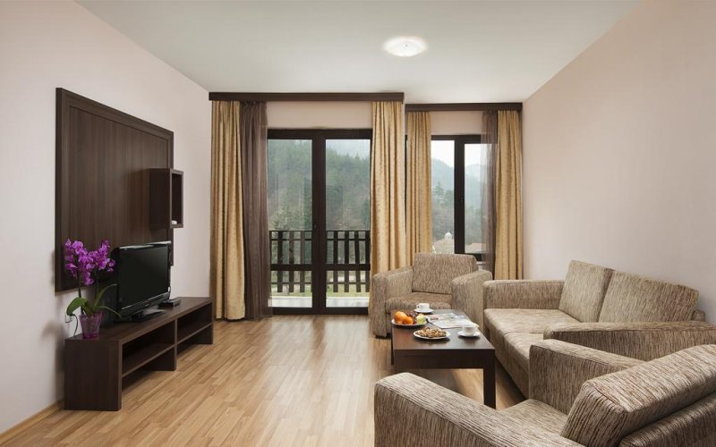 Балнео Хотел Свети Спас - Снимка 2