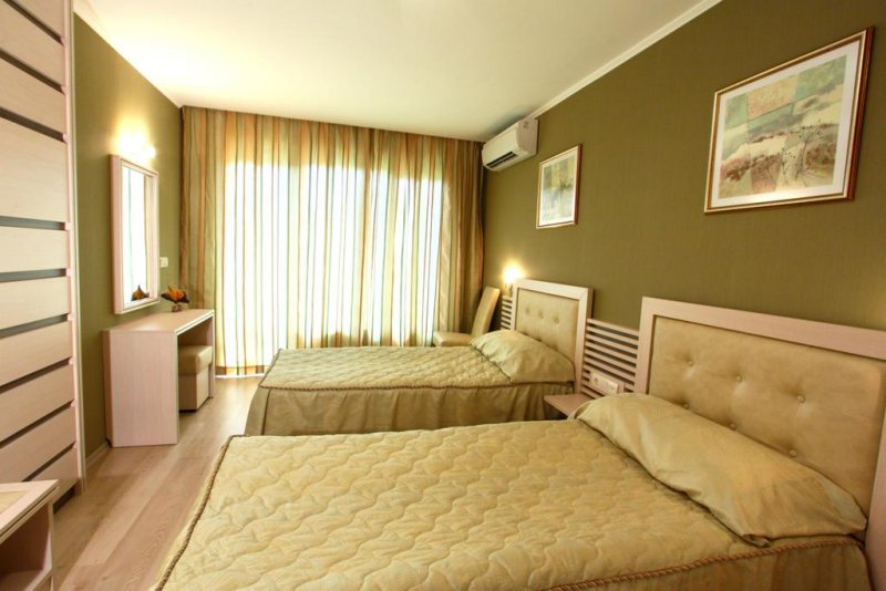 Хотел Армира - Снимка 10