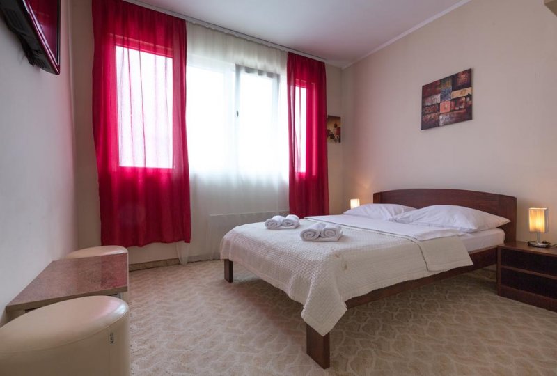 Hotel Villa Panorama - Снимка 9