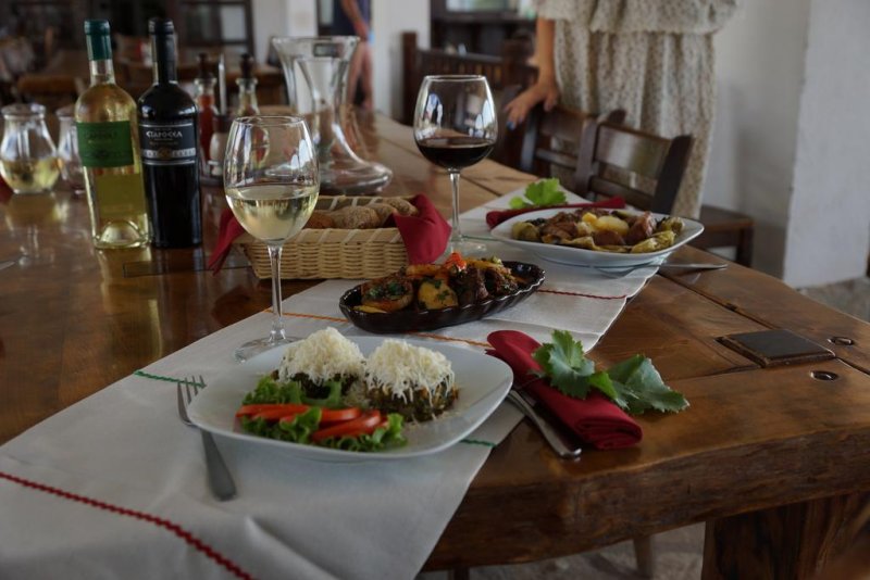 Комплекс за винен и СПА туризъм Старосел - Снимка 8