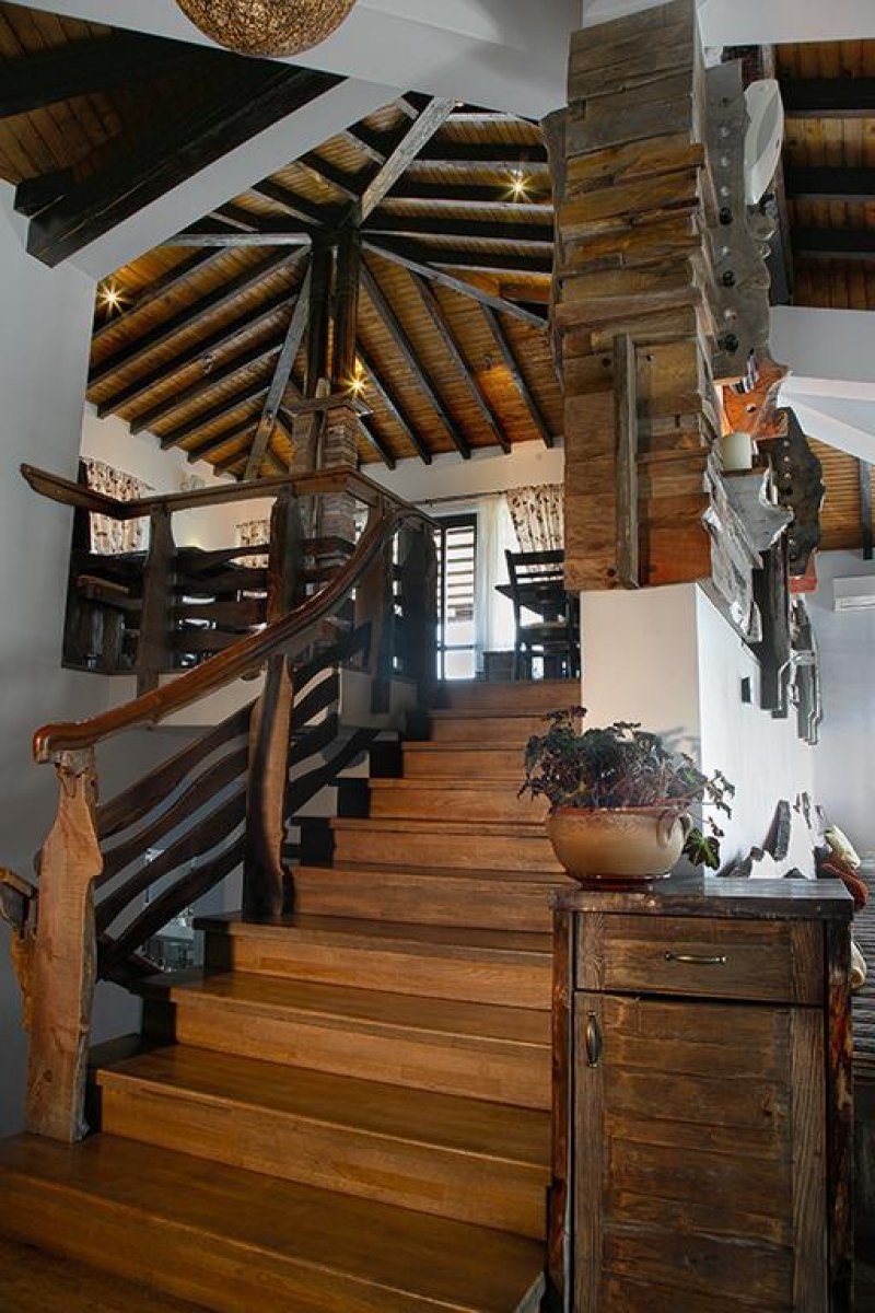 Комплекс за винен и СПА туризъм Старосел - Снимка 3