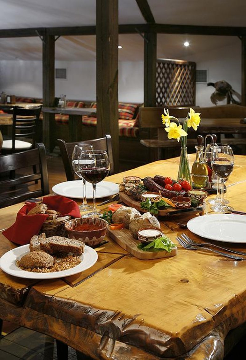 Комплекс за винен и СПА туризъм Старосел - Снимка 5