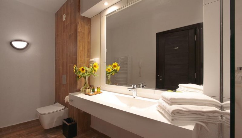 Комплекс за винен и СПА туризъм Старосел - Снимка 8