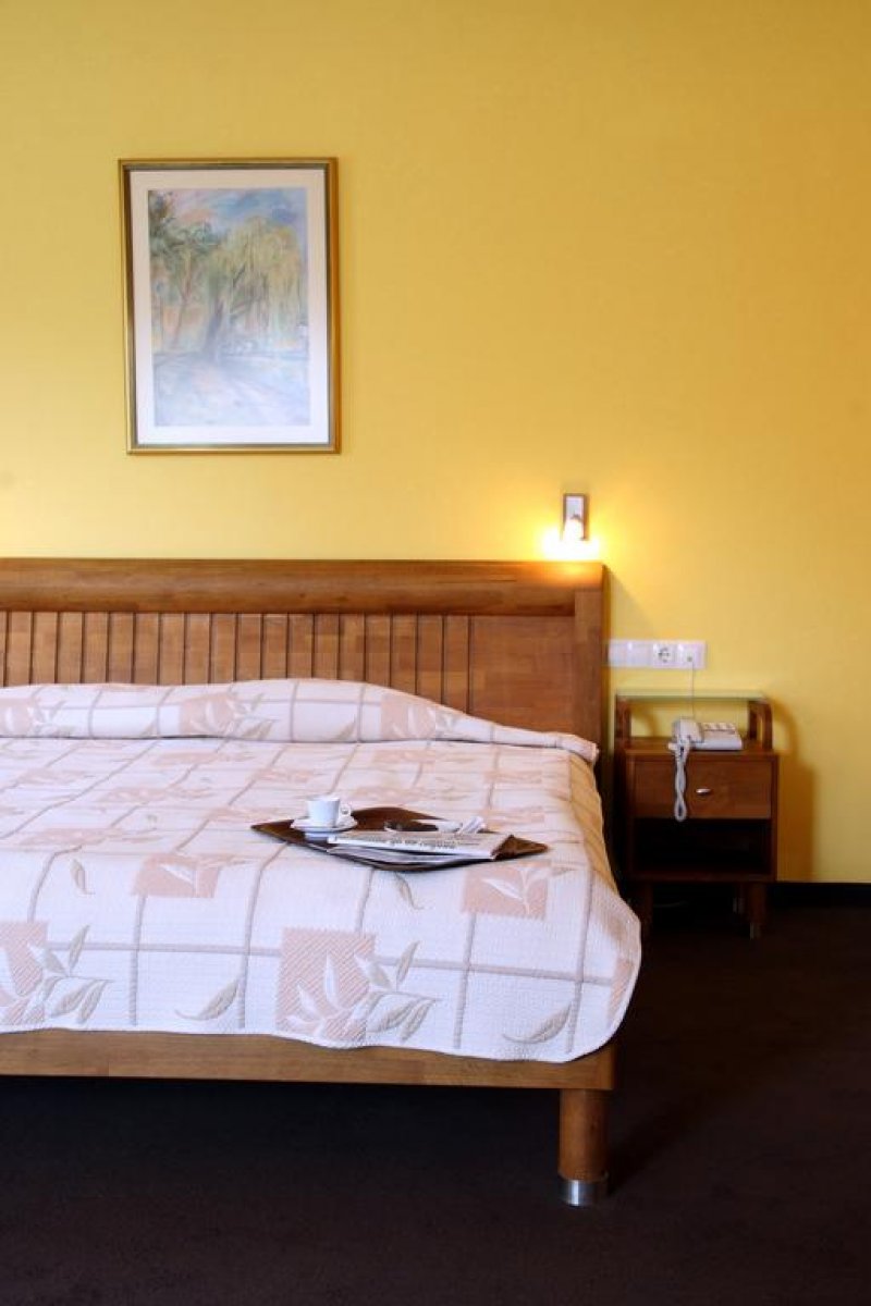 Лъки Лайт Бутик Хотел & Спа - Снимка 3