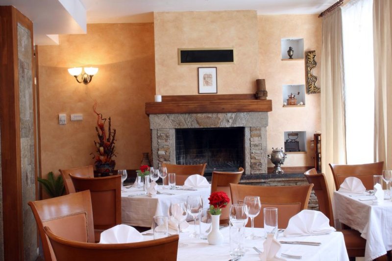 Лъки Лайт Бутик Хотел & Спа - Снимка 2