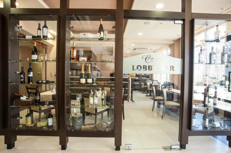 Хотел Си Комфорт - Снимка 10