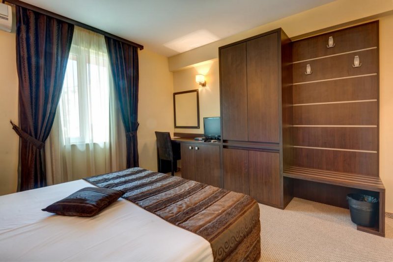 Хотел Сиена Хаус - Снимка 4