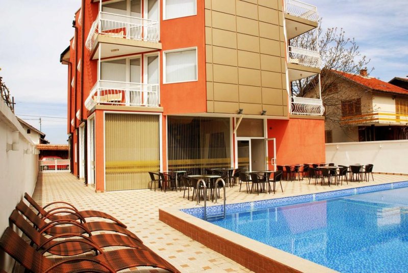 Хотел Виа Лакус - Снимка 0