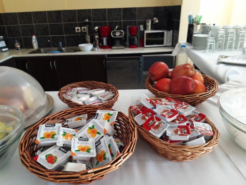 Summertime Inn - Снимка 2