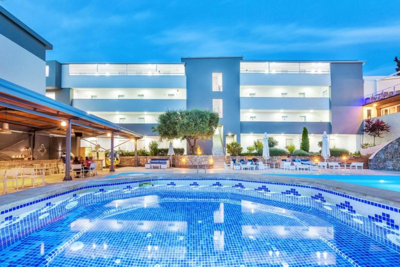 Kriopigi Hotel - Снимка 10