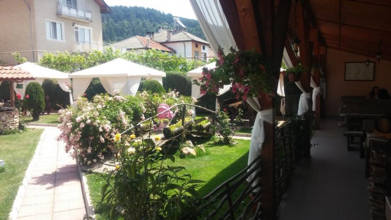 Семеен хотел Шарков - Снимка 7