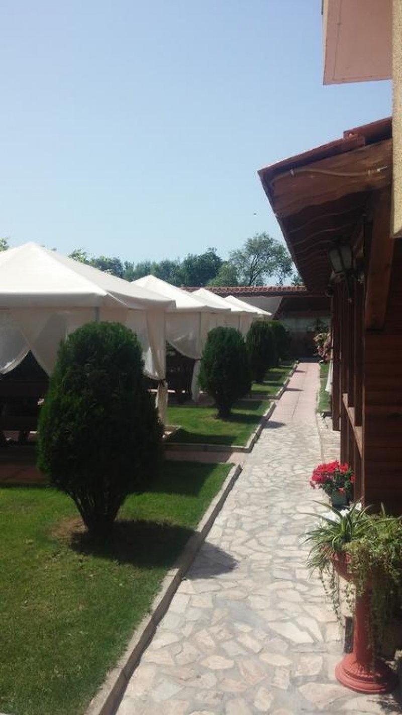 Семеен хотел Шарков - Снимка 11