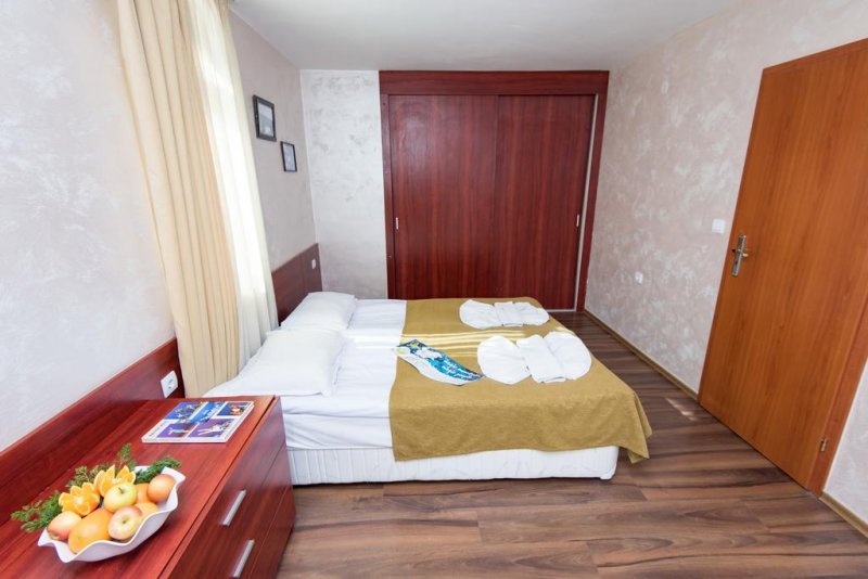 Вили Форест Нук - Снимка 11