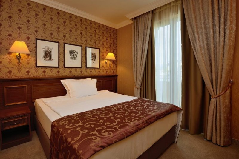 Хотел Клуб Централ - Снимка 10