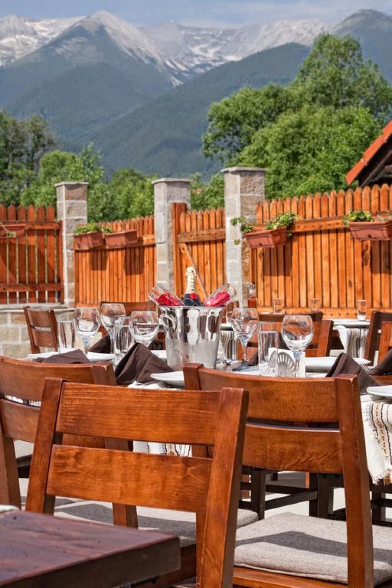 Хотел Свети Иван Рилски - Снимка 10